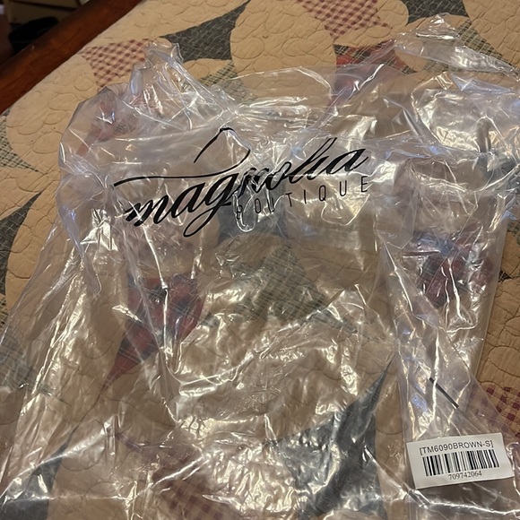 Sweater - Picture 4 of 4